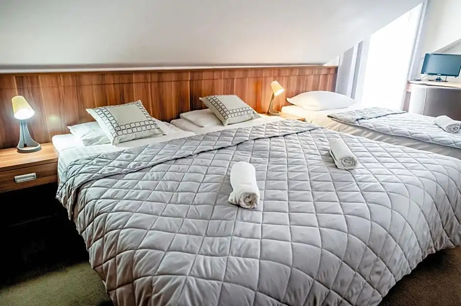 Hotel nad morzem - Art-Pension - Dąbrowa - Holiday & SPA