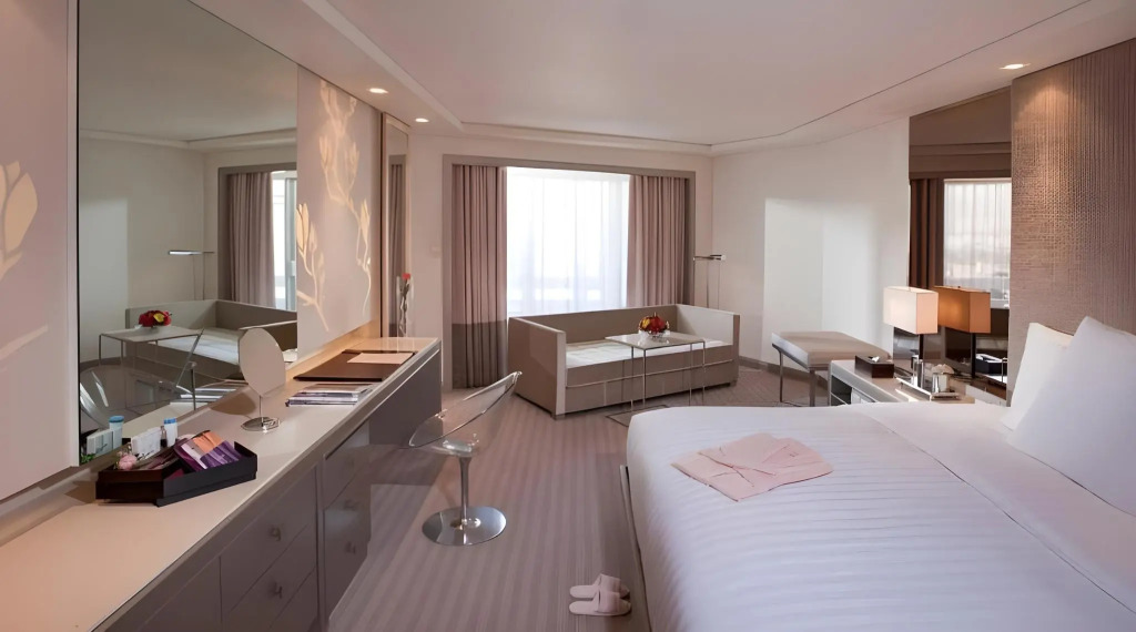 Midas Hotel & Casino