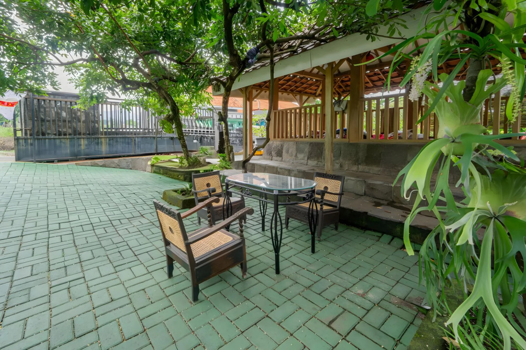 Hotel O Kencana Homestay Syariah Near Masjid AL-BAROKAH Kanyuran