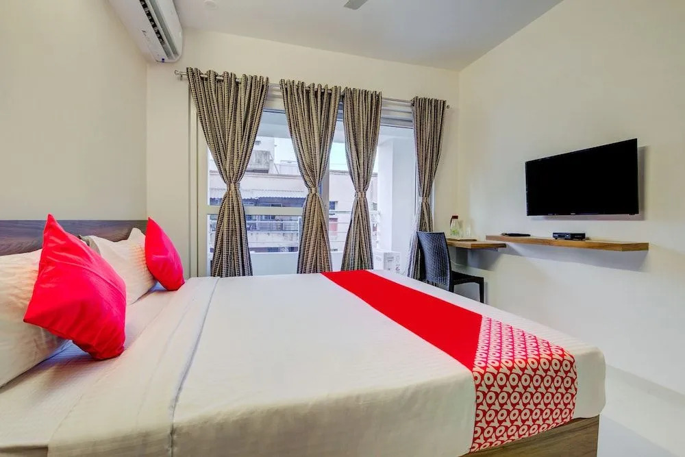 OYO 22102 Habitat Service Apartment