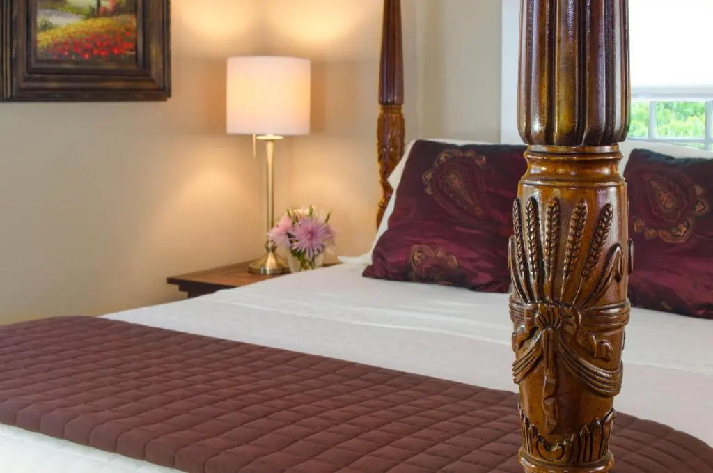 Hillbrook Inn & Spa