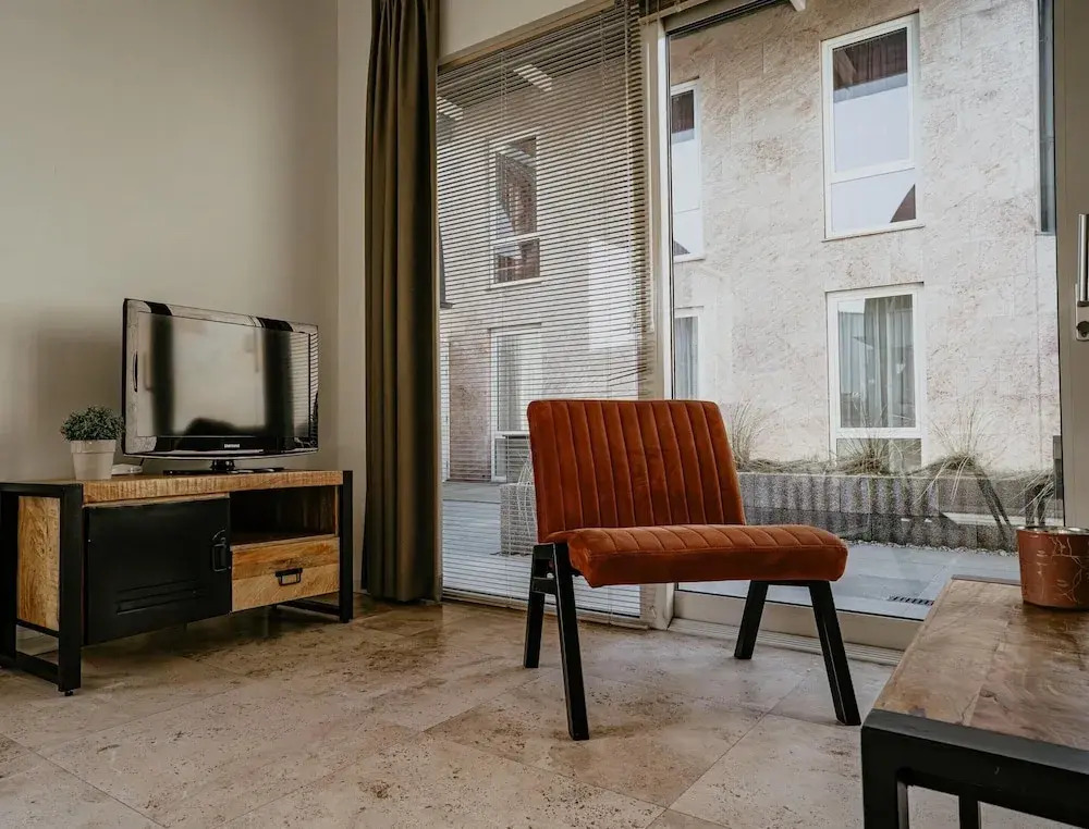 Luxury Apartment Near the Beach