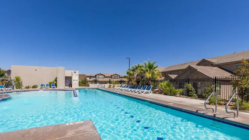 Sun Villa 3 Bedroom Townhouse