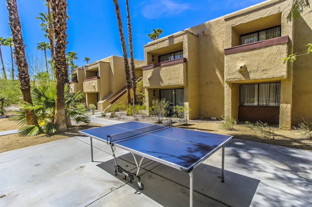 Desert Vacation Villas