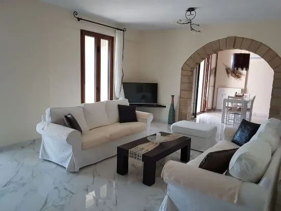 Onirozo Koroni Private Villa