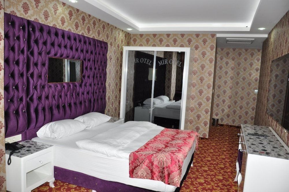 Mus Mir Hotel Saray