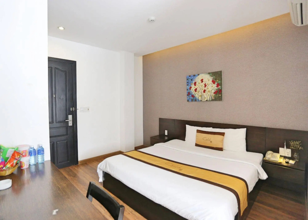 Gold Hotel II