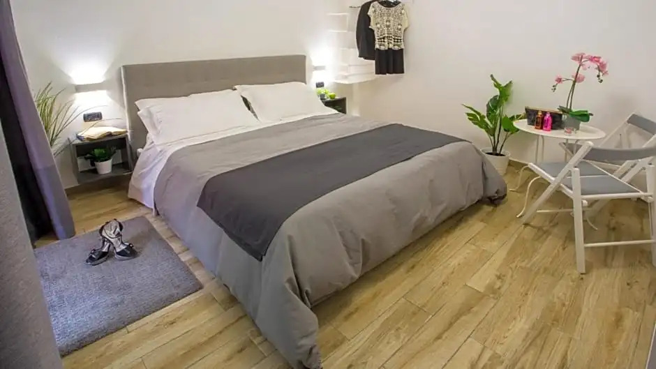 ETNEA 208 LUXURY JACUZZI SUITE Catania