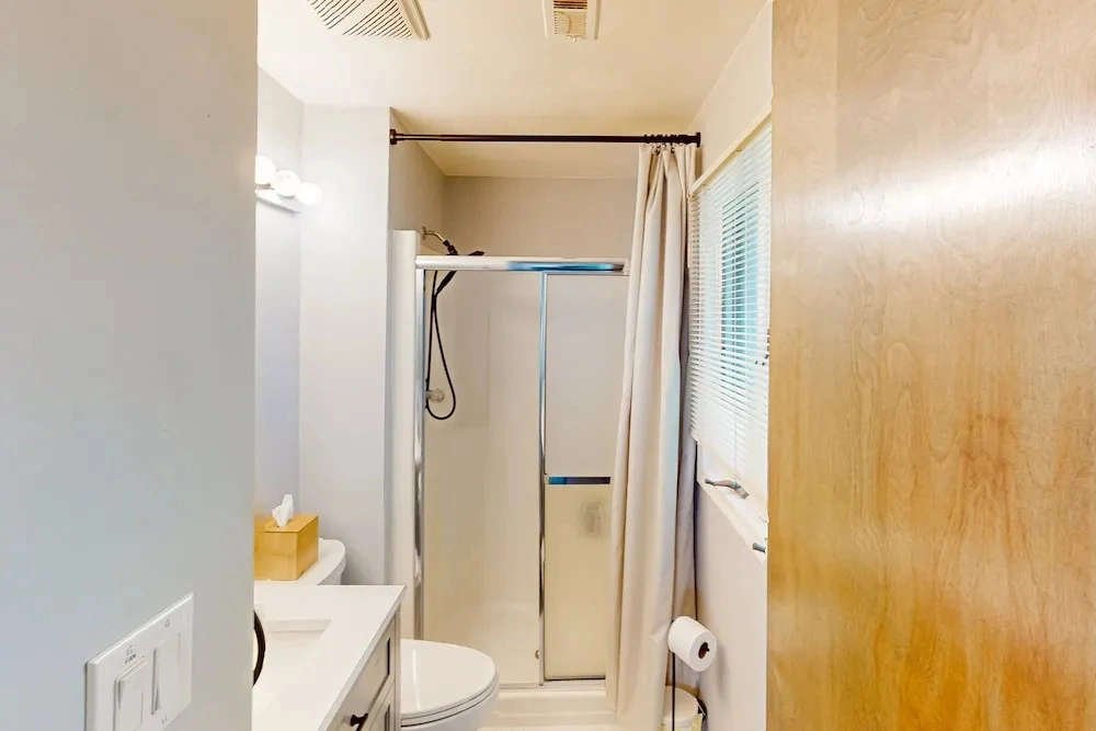 Another Tequila Sunrise - Lakefront Condo W/breathtaking Views & Wheelchair Accessibility