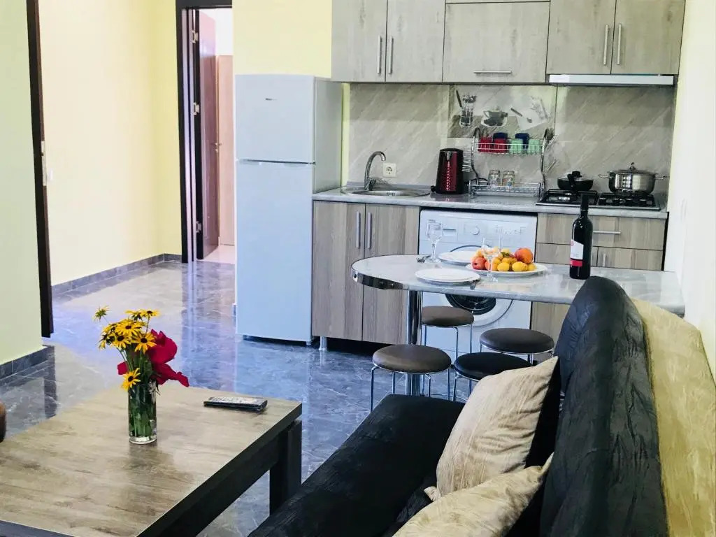 Apollo Plus Cottages