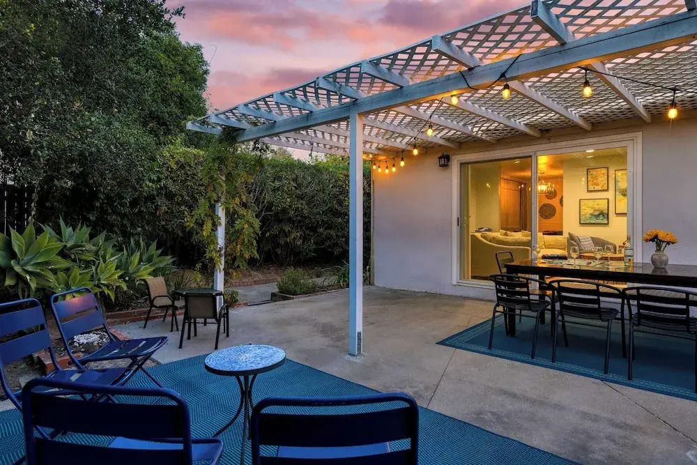Goleta Getaway by Avantstay Private Backyard, 1.5mi to the Beach!