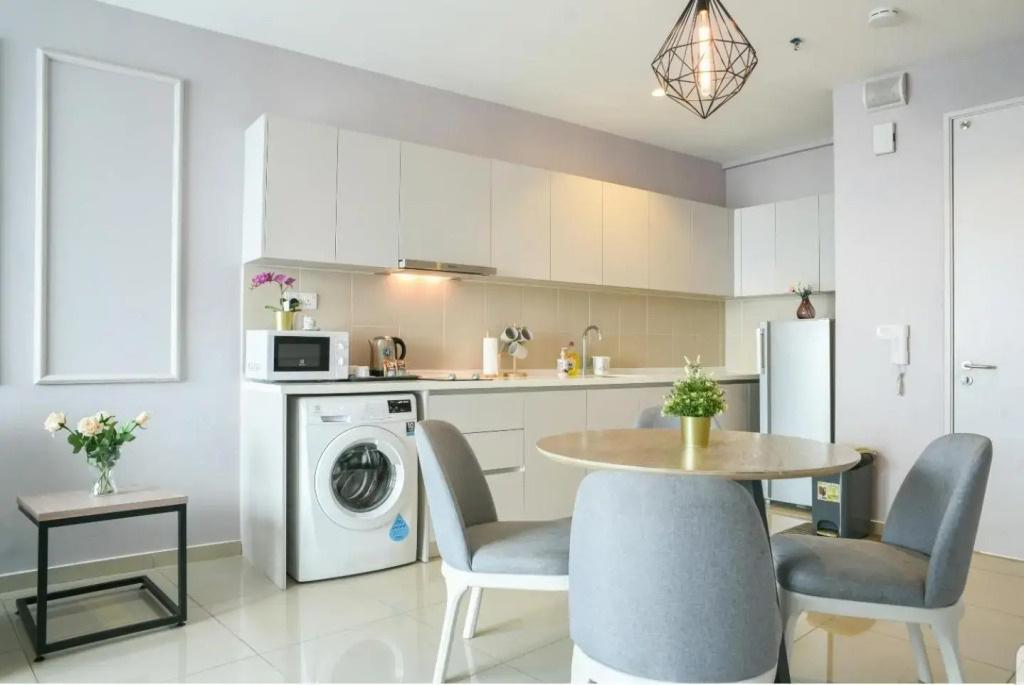 Q Suite at i-City 2Br FREE PARKING WIFI NETFLIX