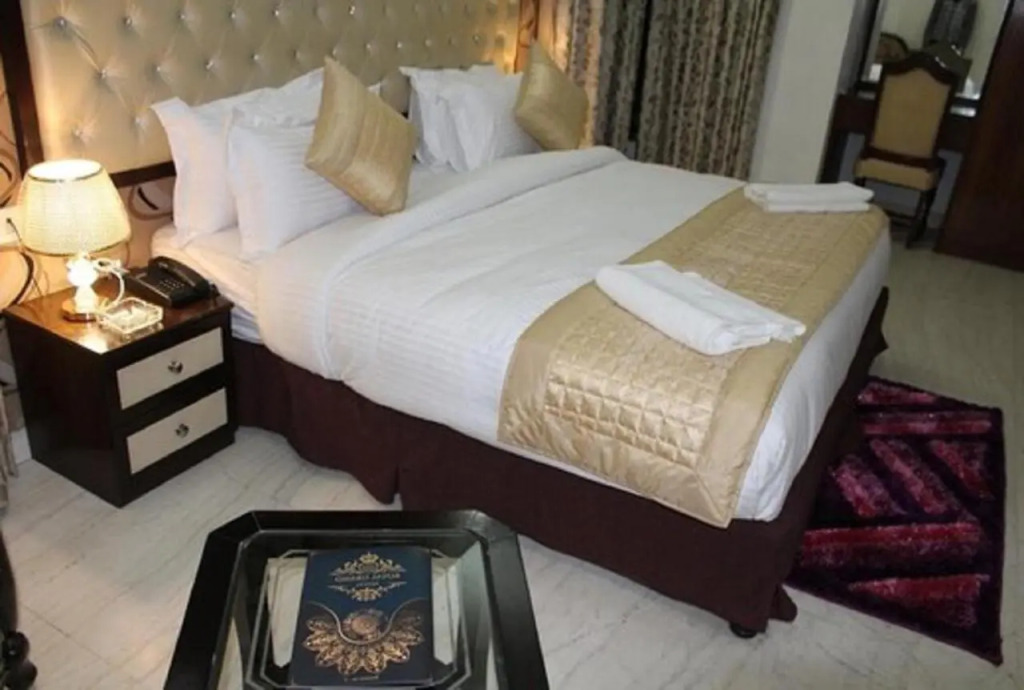 Lime Tree Hotel Sushant Lok Gurgaon