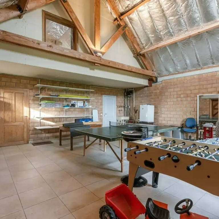Rustic Family Holiday Home for up to 8 People Located in the Green of the Countryside