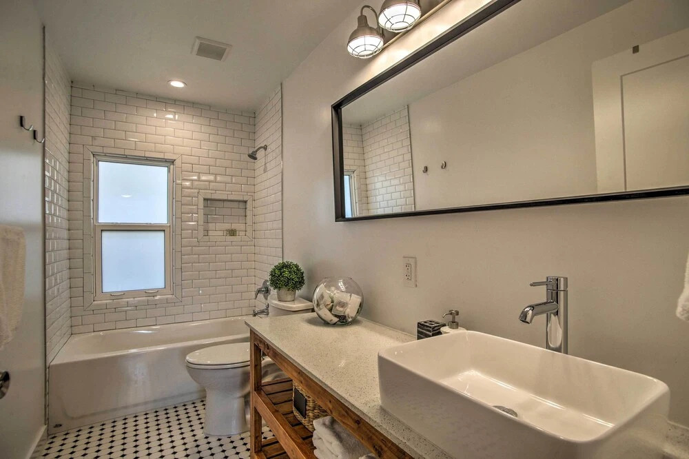 Modern Home w/ Shared Pool in Fort Lauderdale!