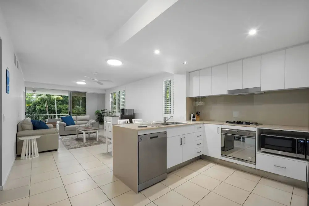Pool View 3-Bed Oasis in Drift Resort