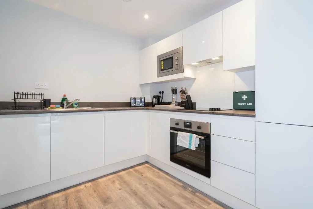 MAEVELA Apartments - ULTRA High-End New Build Apartment ✪ City Centre, Digbeth ✓ With JULIET BALCONY - ROOFTOP TERRACE - PS4 & Smart TV's