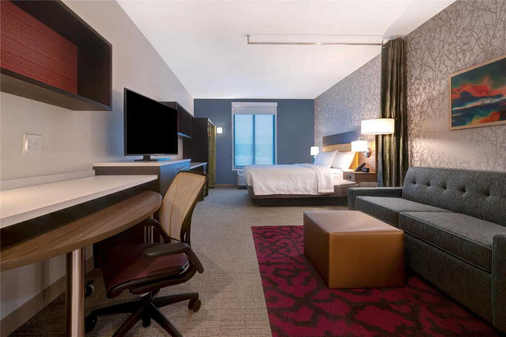 Home2 Suites By Hilton Redding