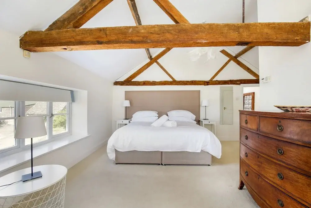 Rustic Cotswolds Farmhouse by Burford