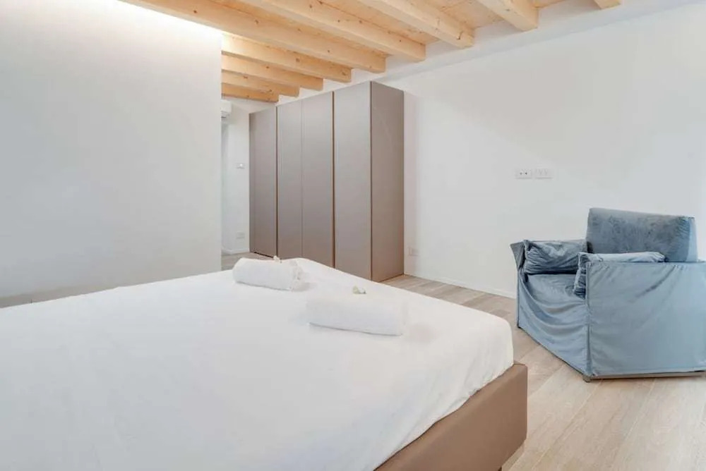 Luxury & Charming Piazzetta San Giorgio Apartments