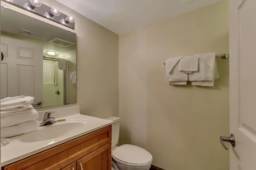 Bahama Sands Condos