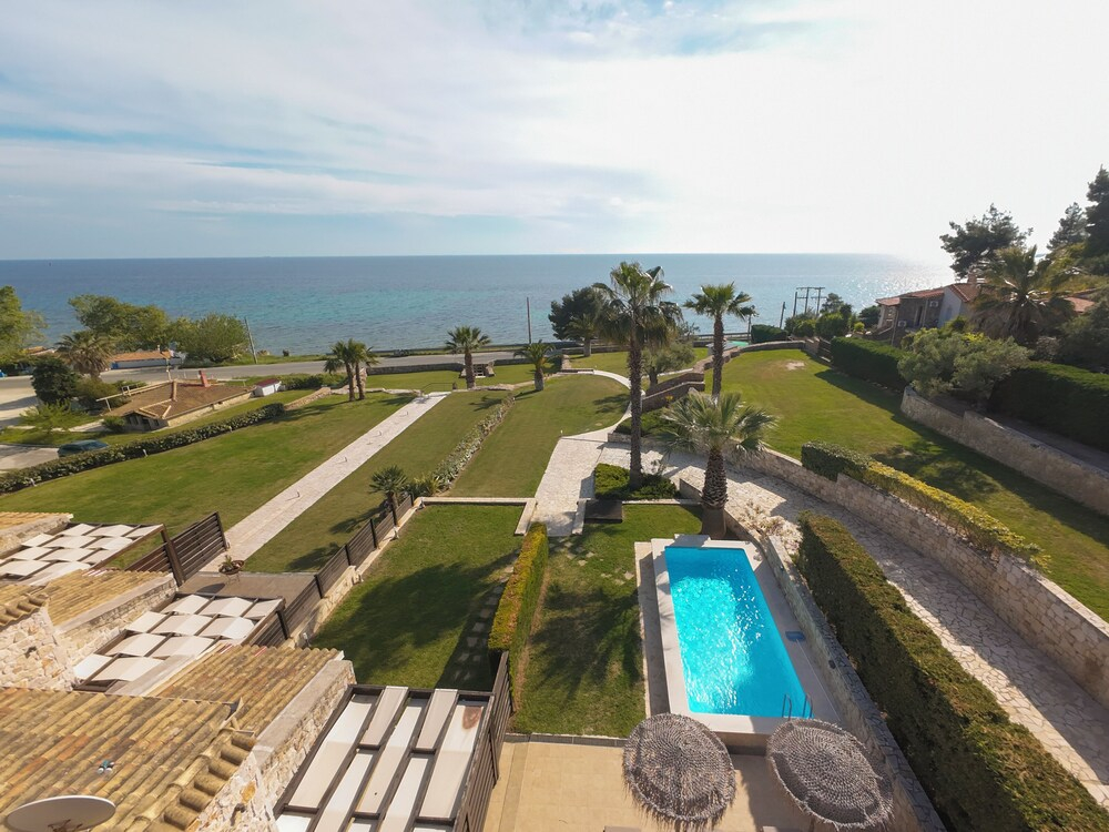 Palmrise Luxury Villas
