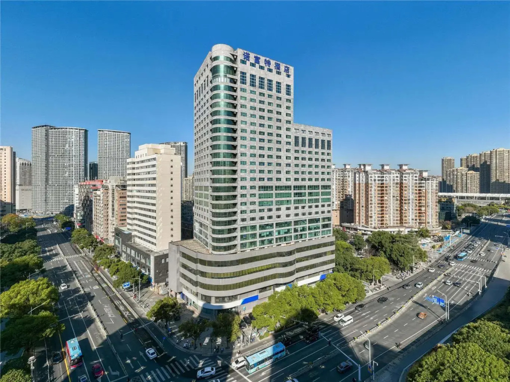 Novotel Wuxi Sanyang Plaza