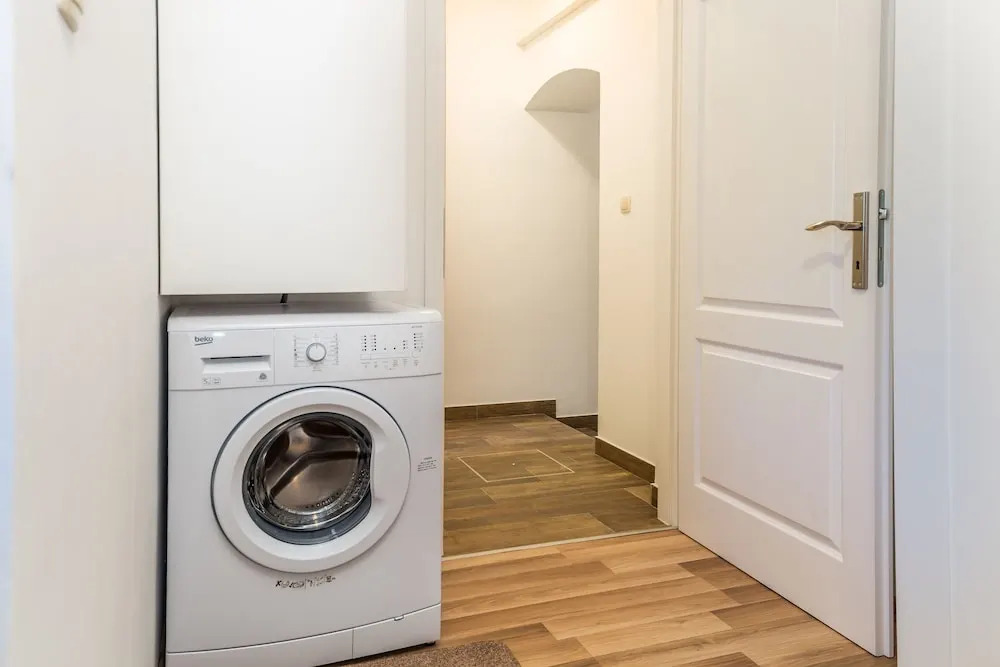Apartments Makora