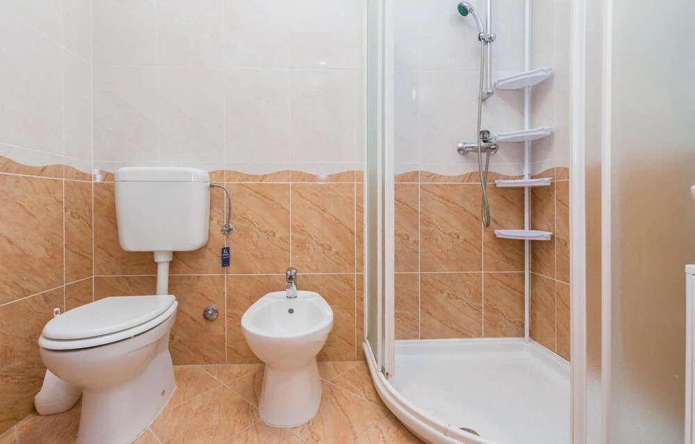 Nice Home in Kukci With Wifi and 2 Bedrooms
