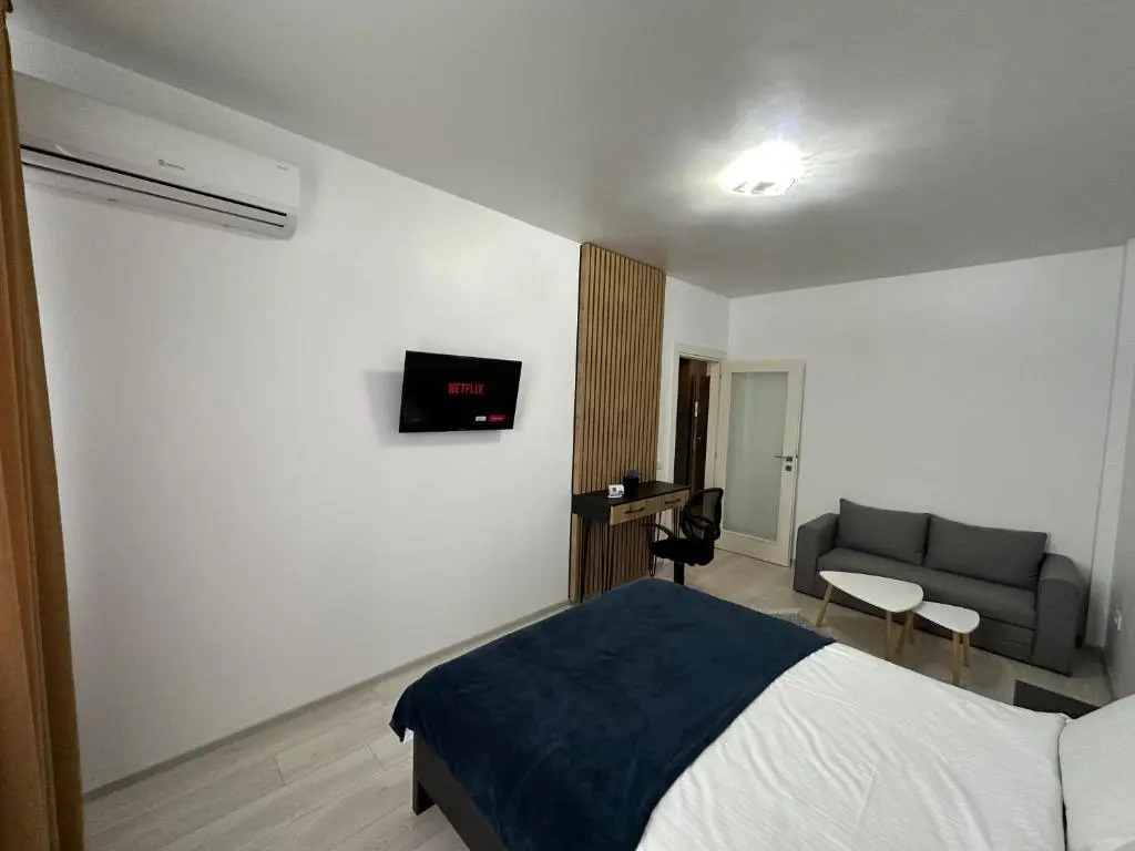 Renting Solutions Studio