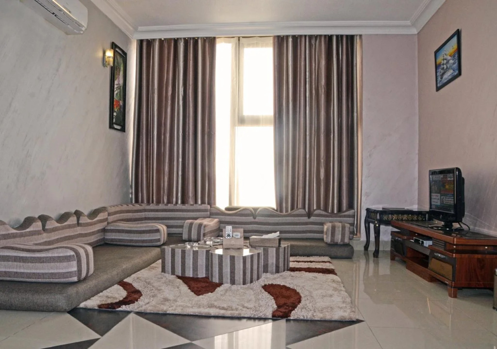 Mansi Hotel Suite