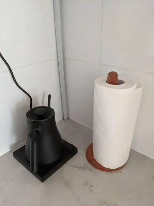 Apt Pejaten Park 1 BR Sage Smart TV, Netflix, Prime, Youtube