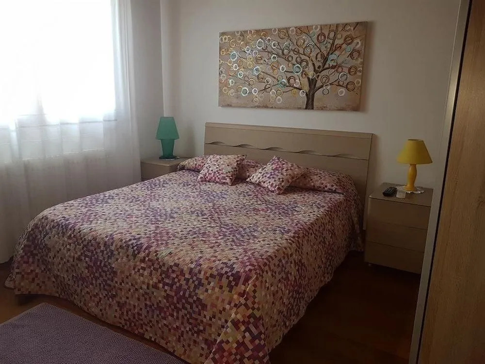 B&B Apricot