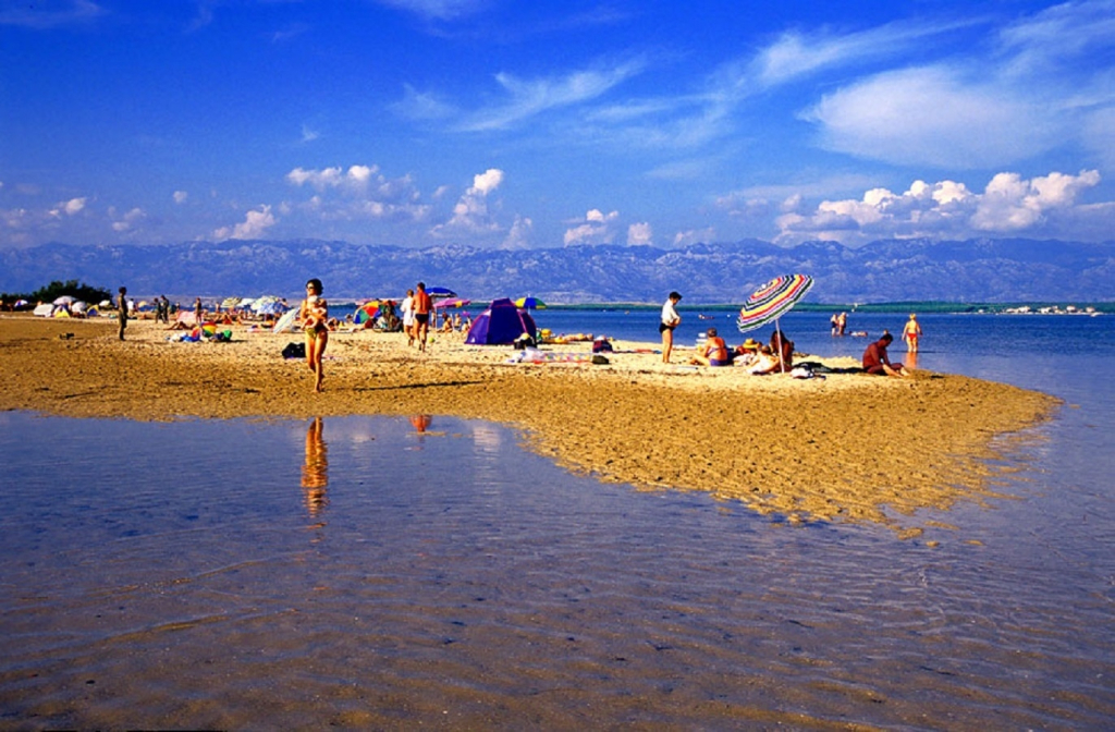 Apartment Ivan - 300 m from sea: SA5 Nin, Zadar riviera