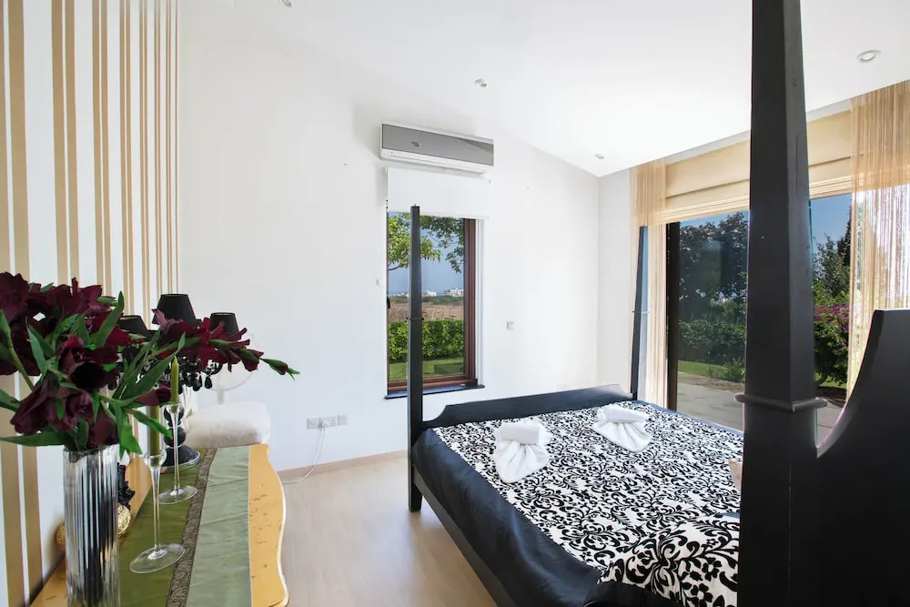 Protaras Holiday Villa Od04