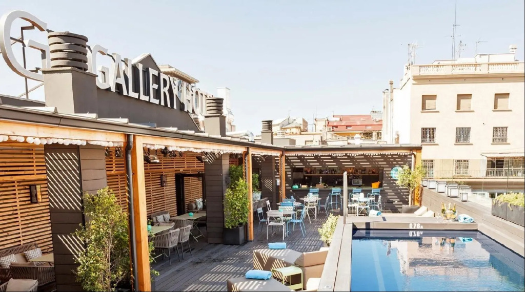 Отель Catalonia Boulevard
