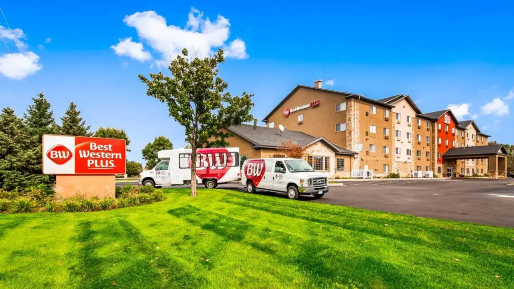 Comfort Suites Blaine