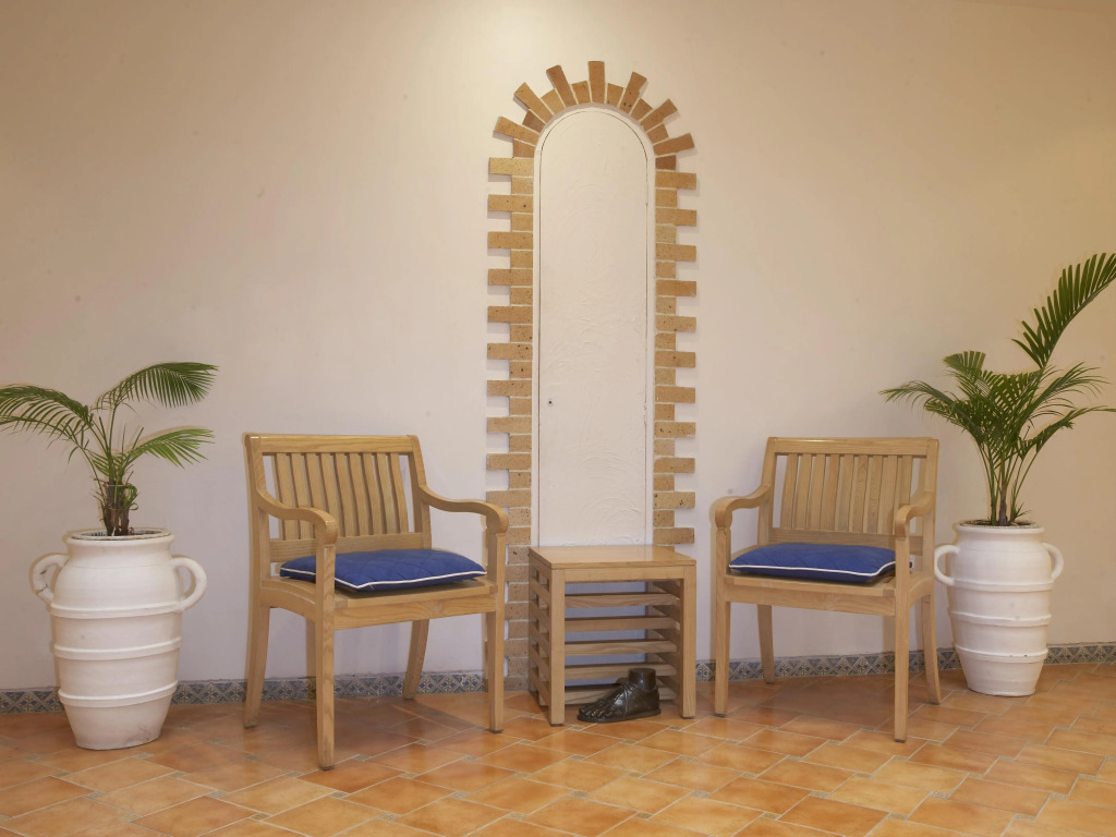 The Gordon House Hotel - Near Gateway Of India