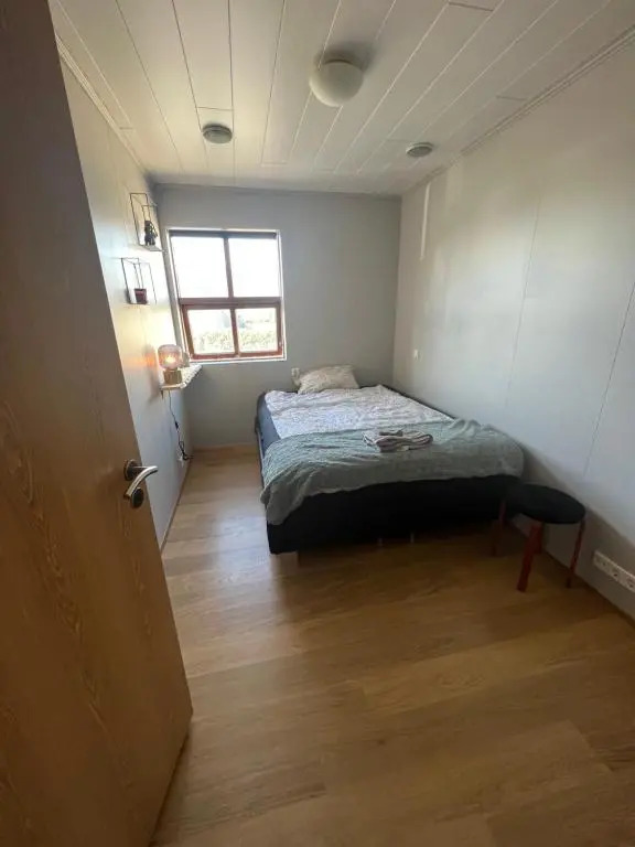 Peaceful house with 3BR/ Close drive Golden Circle