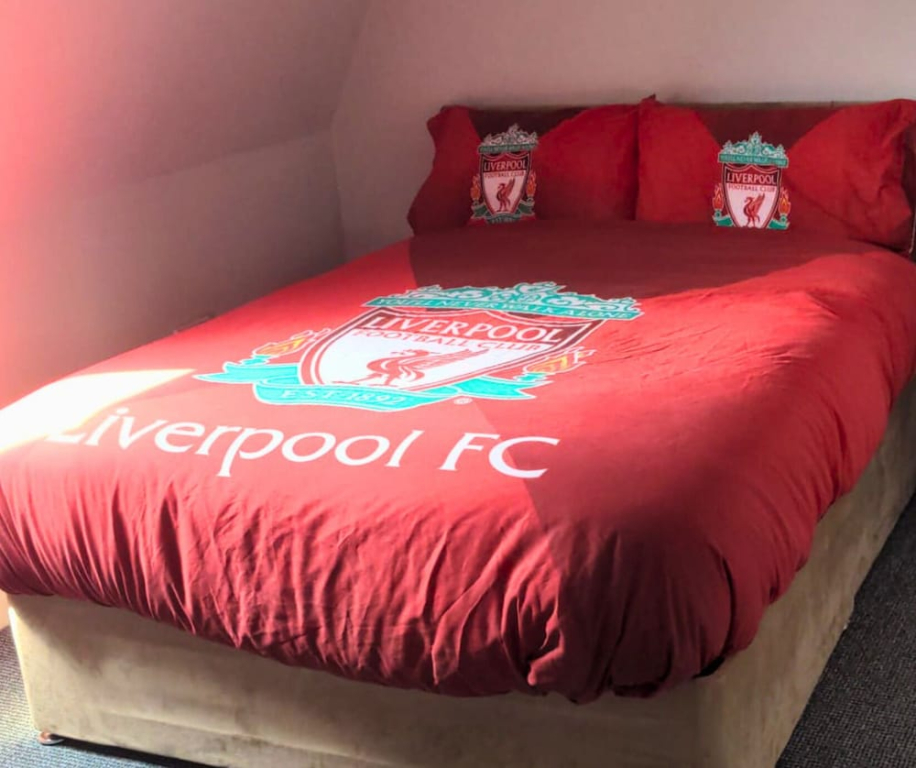 The Red Lounge Rooms