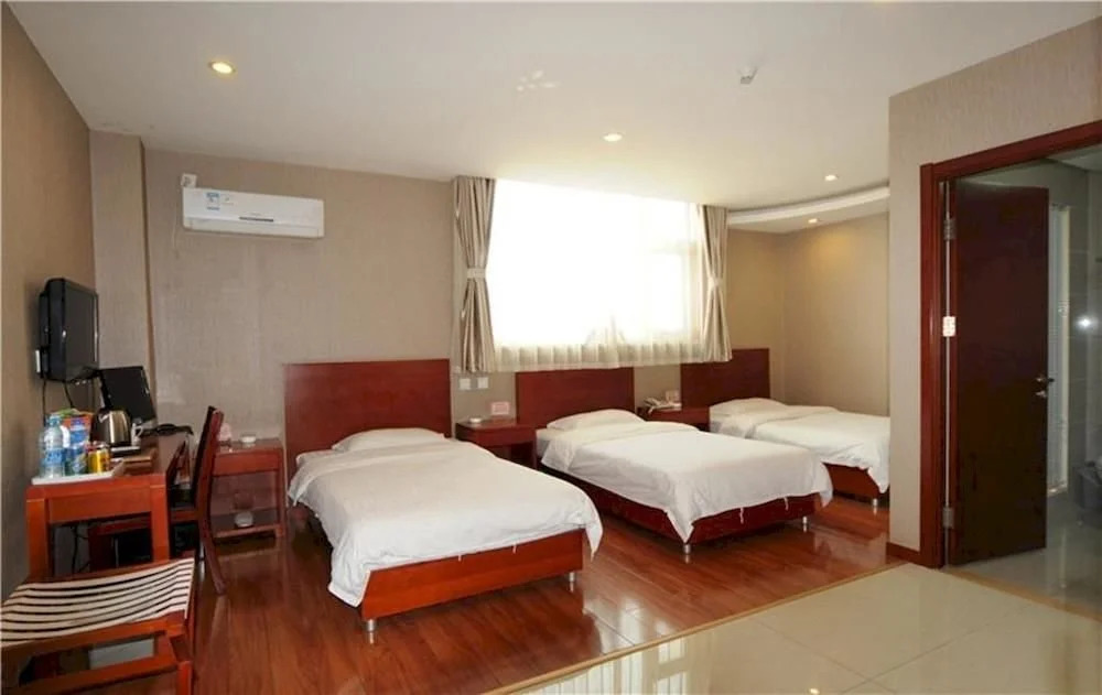 Tianjin Huayang Hotel