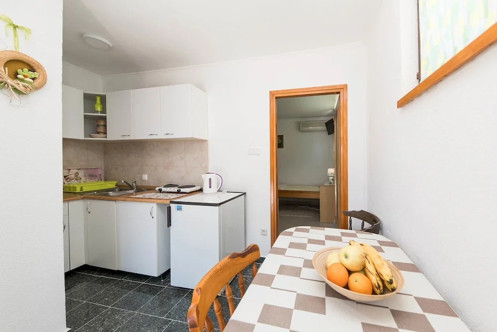 Apartments Lelu