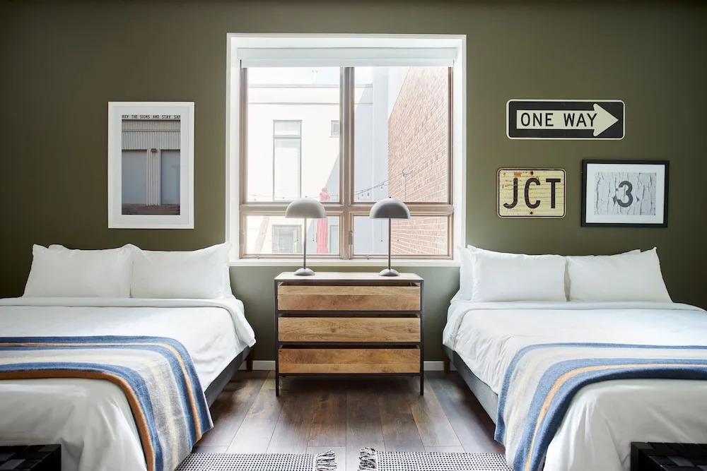 Sosuite at The Queen - Queen Village