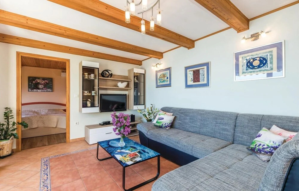Nice Home in Medveja With Wifi and 3 Bedrooms