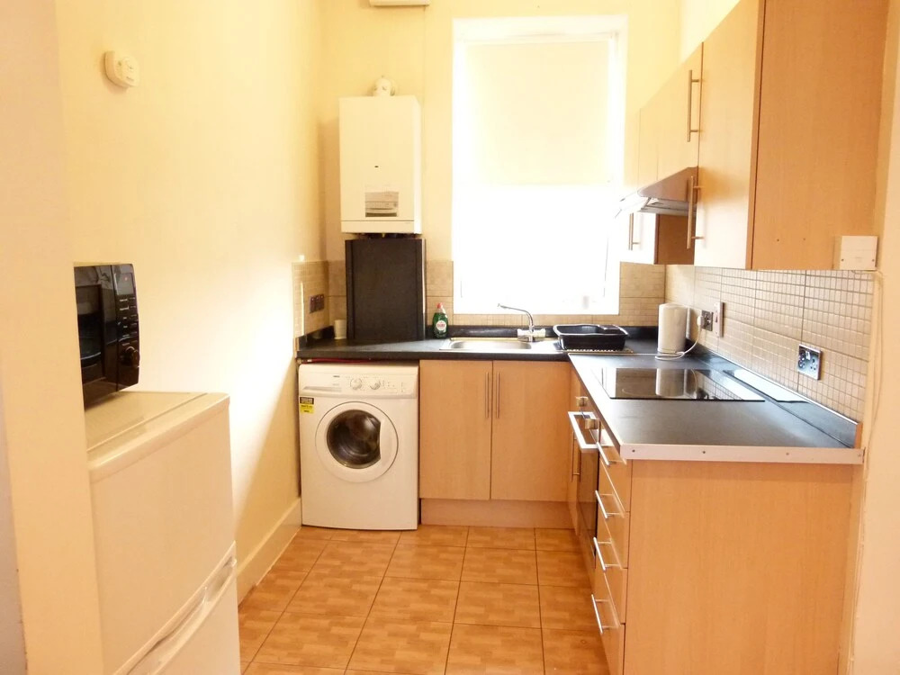 SS Property Hub - Canary Wharf Family Apartment