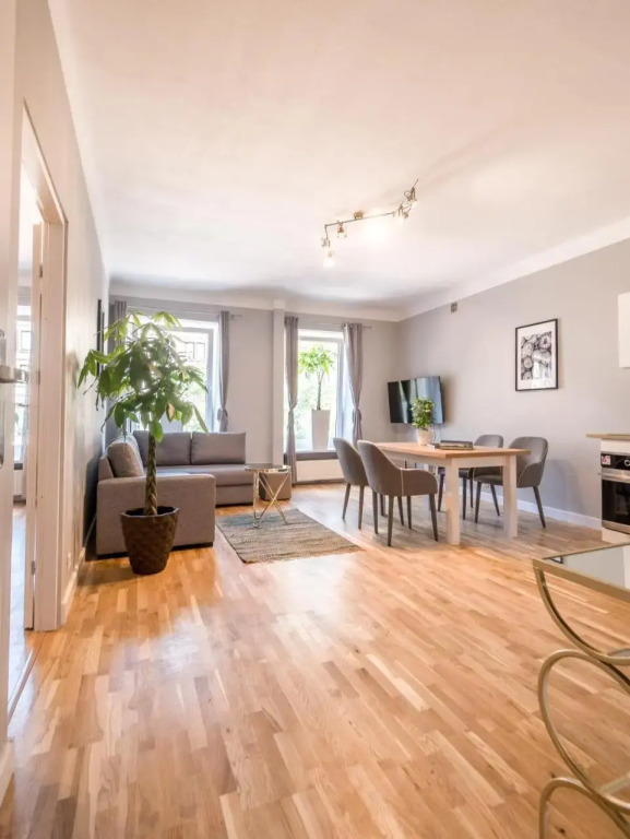 White Residence 4rooms - City Center