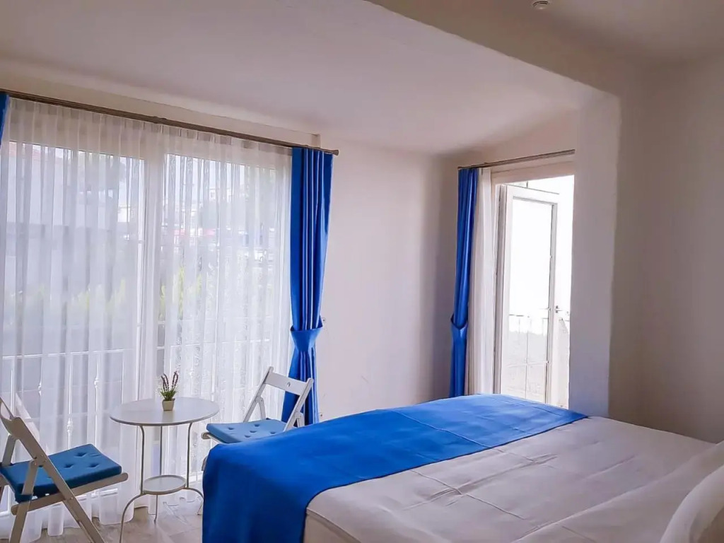 Alaçatı Otel Rebetiko