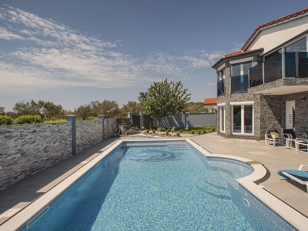 Modern Villa With Private Pool Consisting of 2 Apartments Near the Beach