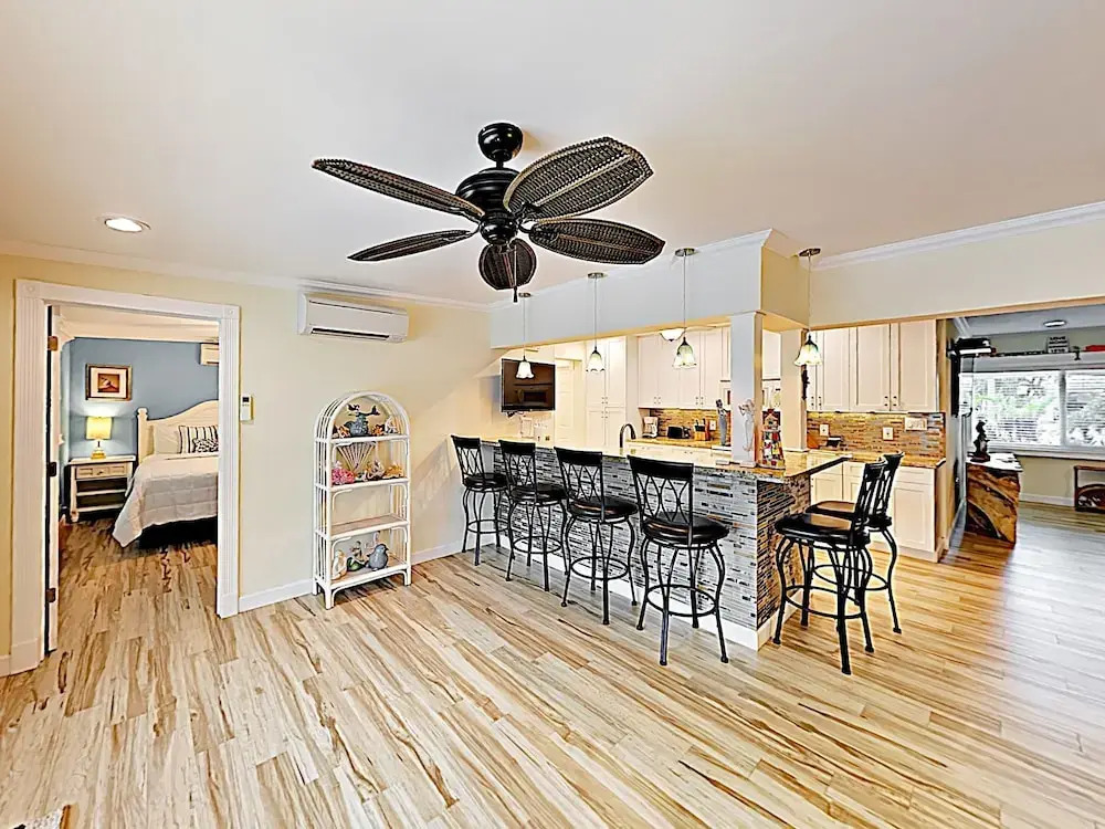 261 11th St Home