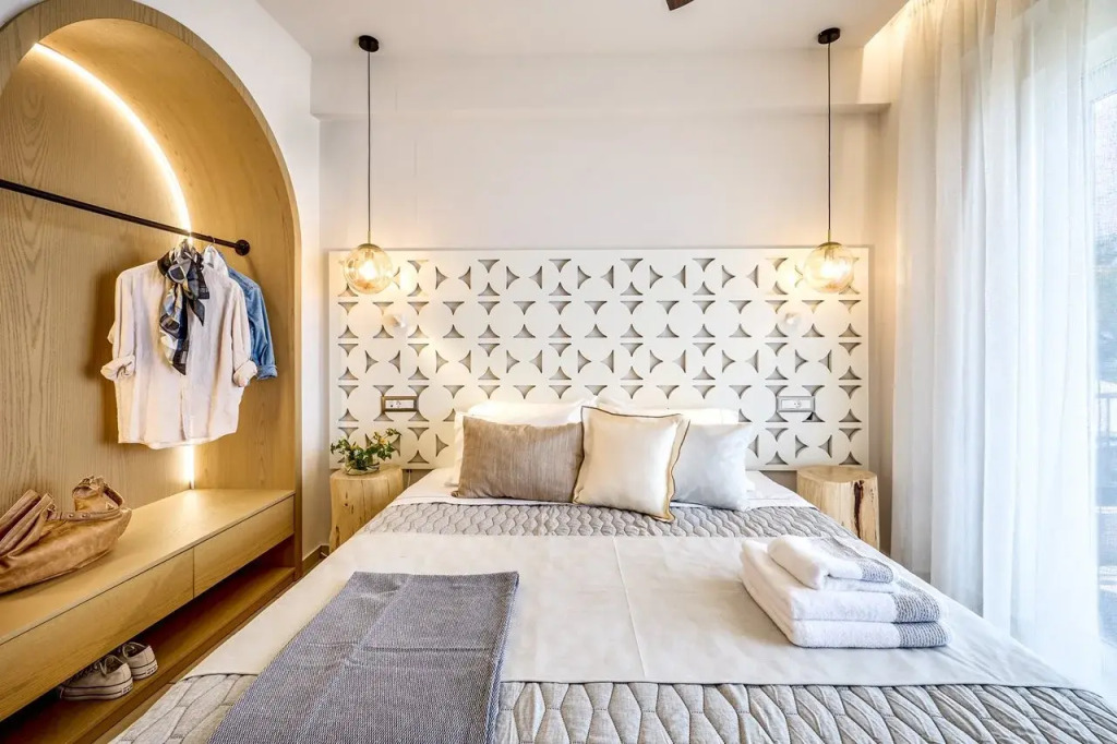 Maravel Star Art Hotel